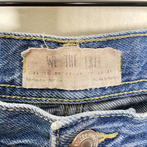 FREE PEOPLE Maggie Straight Crop Jeans Chewed Hem Distressed {A39} - Picture 4 of 6